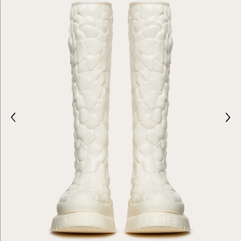 Valentino White Rose Boots - Picture 3 of 8